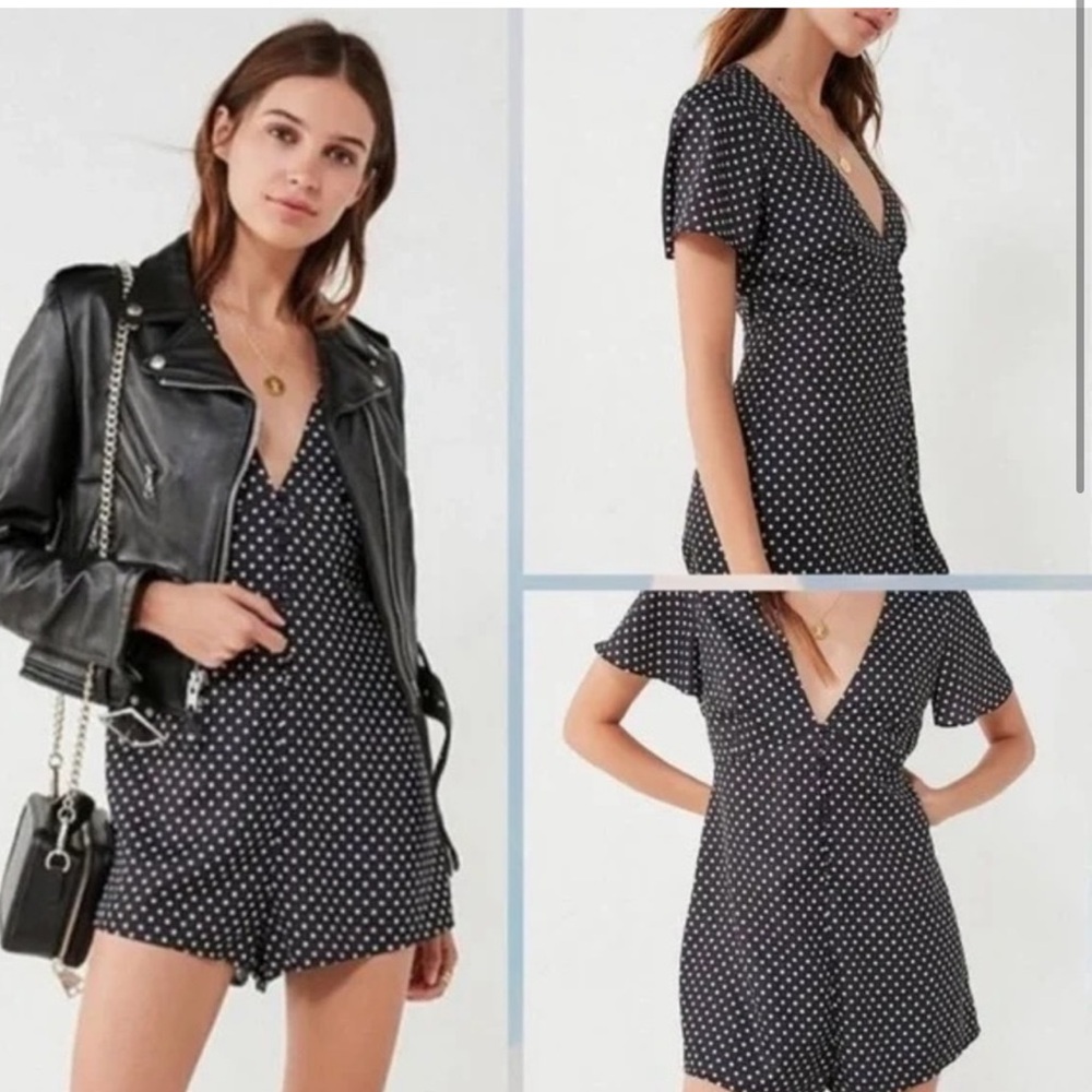 Kimchi Blue urban outfitters Black and White Polka Dot romper size small